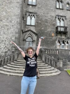 Veronica Tomasko outside of a stone building